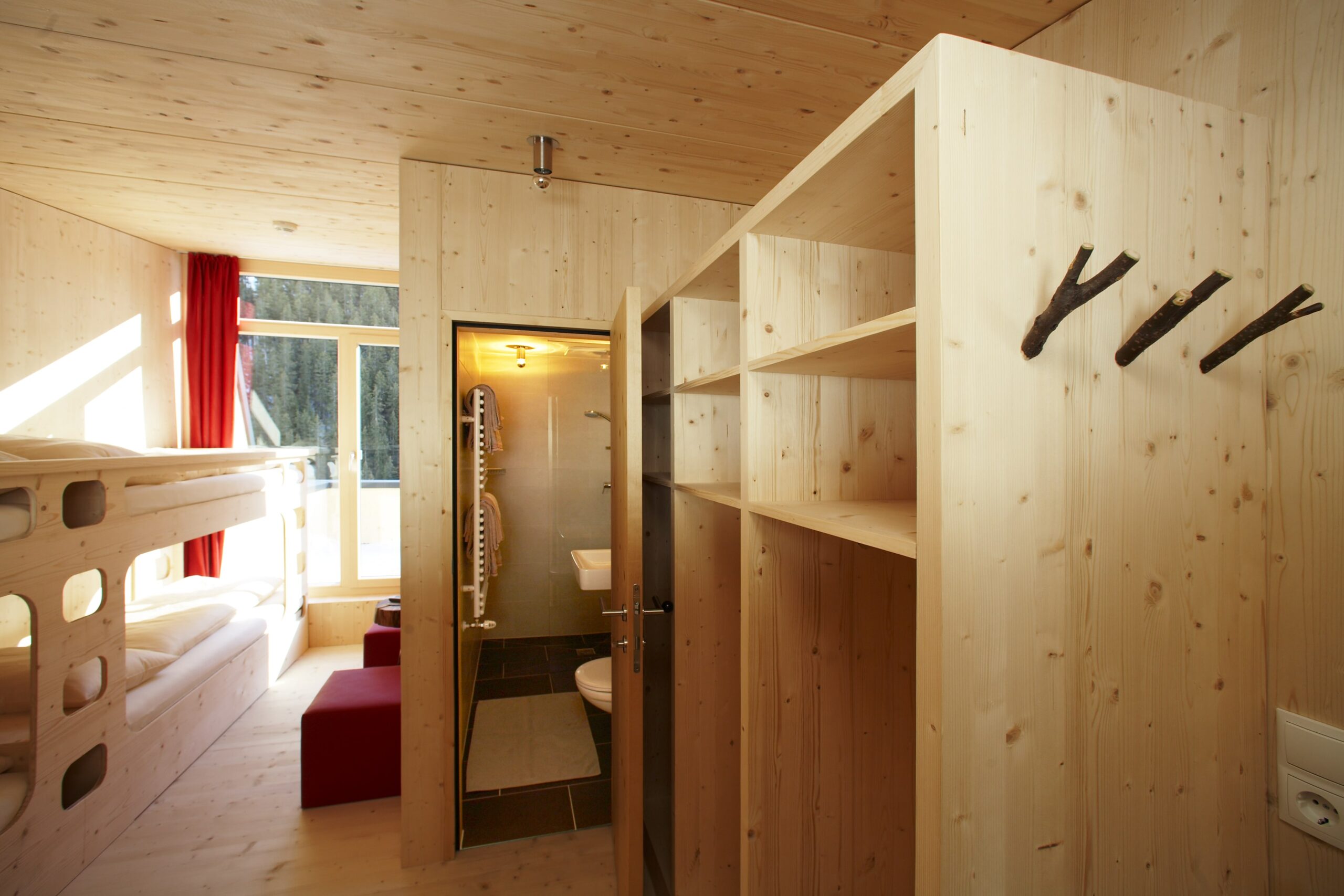 valtellina-mehrbettzimmer-1